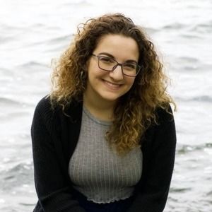 Meet your Posher, Isabel